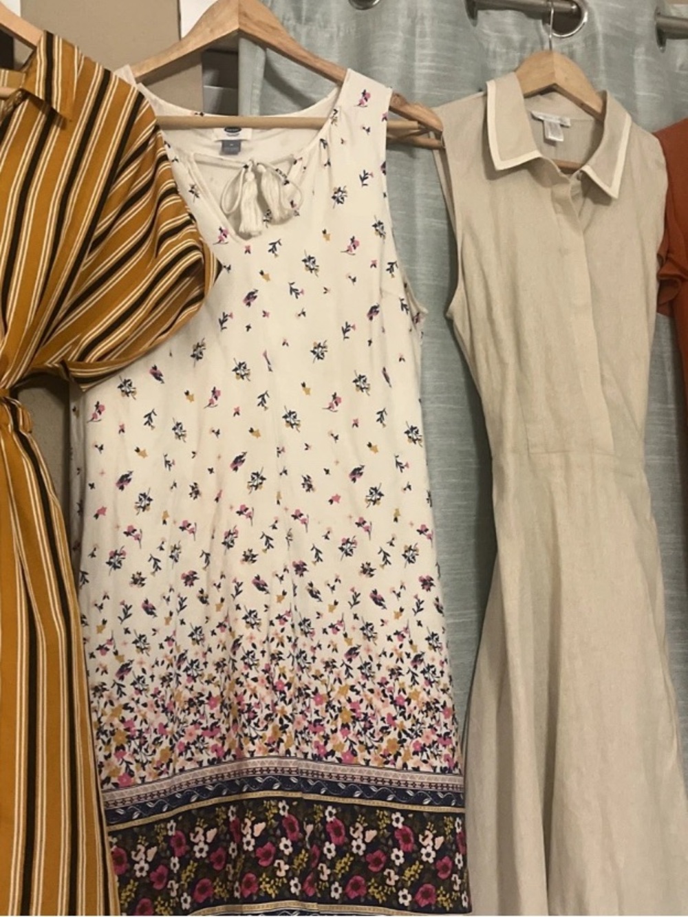 MAKE AN OFFER! 7 Designer Sundresses- Summer Casual Dressy Dresses- Size 10 Med - Picture 2 of 5